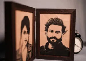 Double Hinged Photo Frame for Home Decor