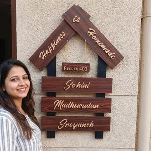 Personalized Wooden Name Plate with Family Names - Breeze 403