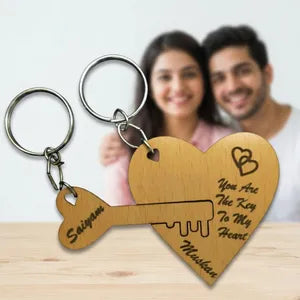 Romantic Couple Keychain Set - Key to My Heart